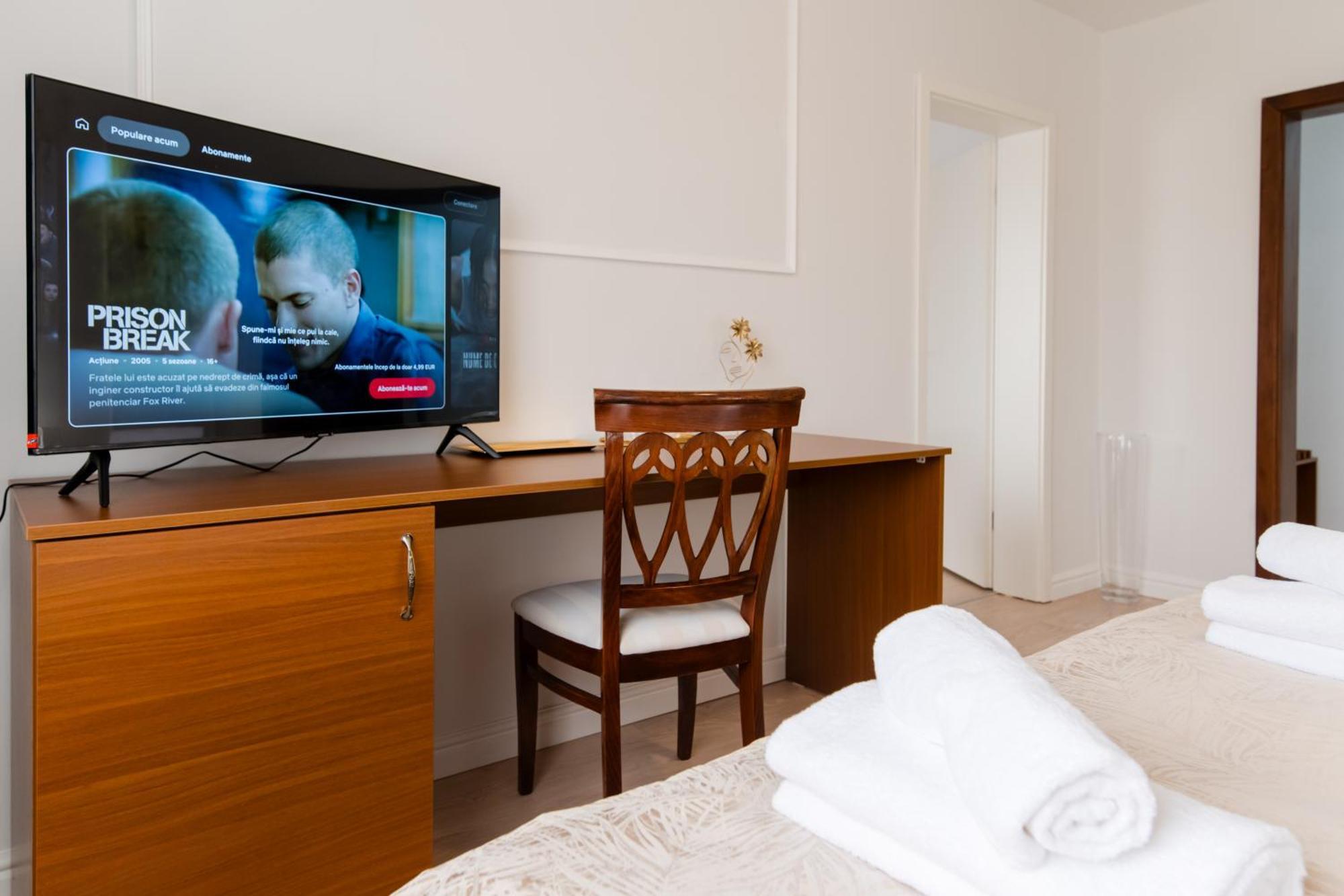 Hotel Royal Plaza By Timhotels Тимишоара Экстерьер фото